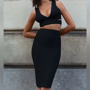 Aritzia chandelier bodycon midi skirt